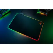 RAZER FIREFLY V2 Hard Gaming Mauspad