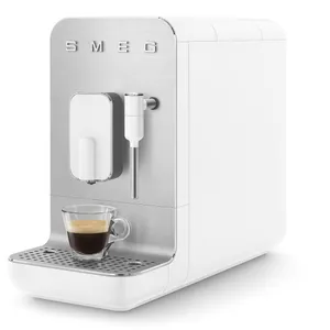 SMEG BCC12WHMEU Kompakt-Kaffeevollautomat mit Dampffunktion weiß 