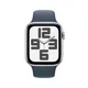 Apple Watch Series SE (2023) Aluminium 44mm silber (Sportarmband sturmblau) S/M