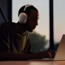 Apple AirPods Max Sky Blau
